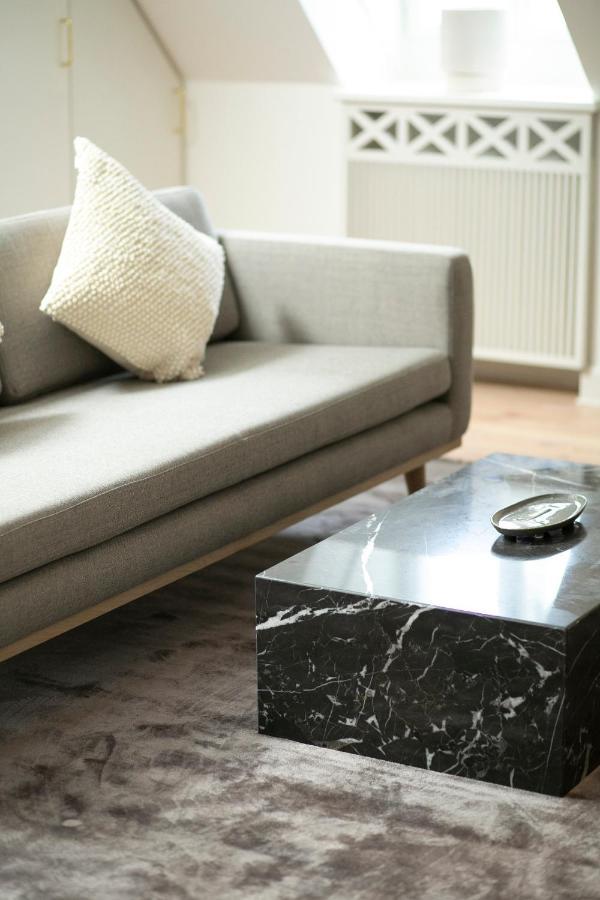 Modern 3br Duplex In Nyhavn W Private Balcony Leilighet København