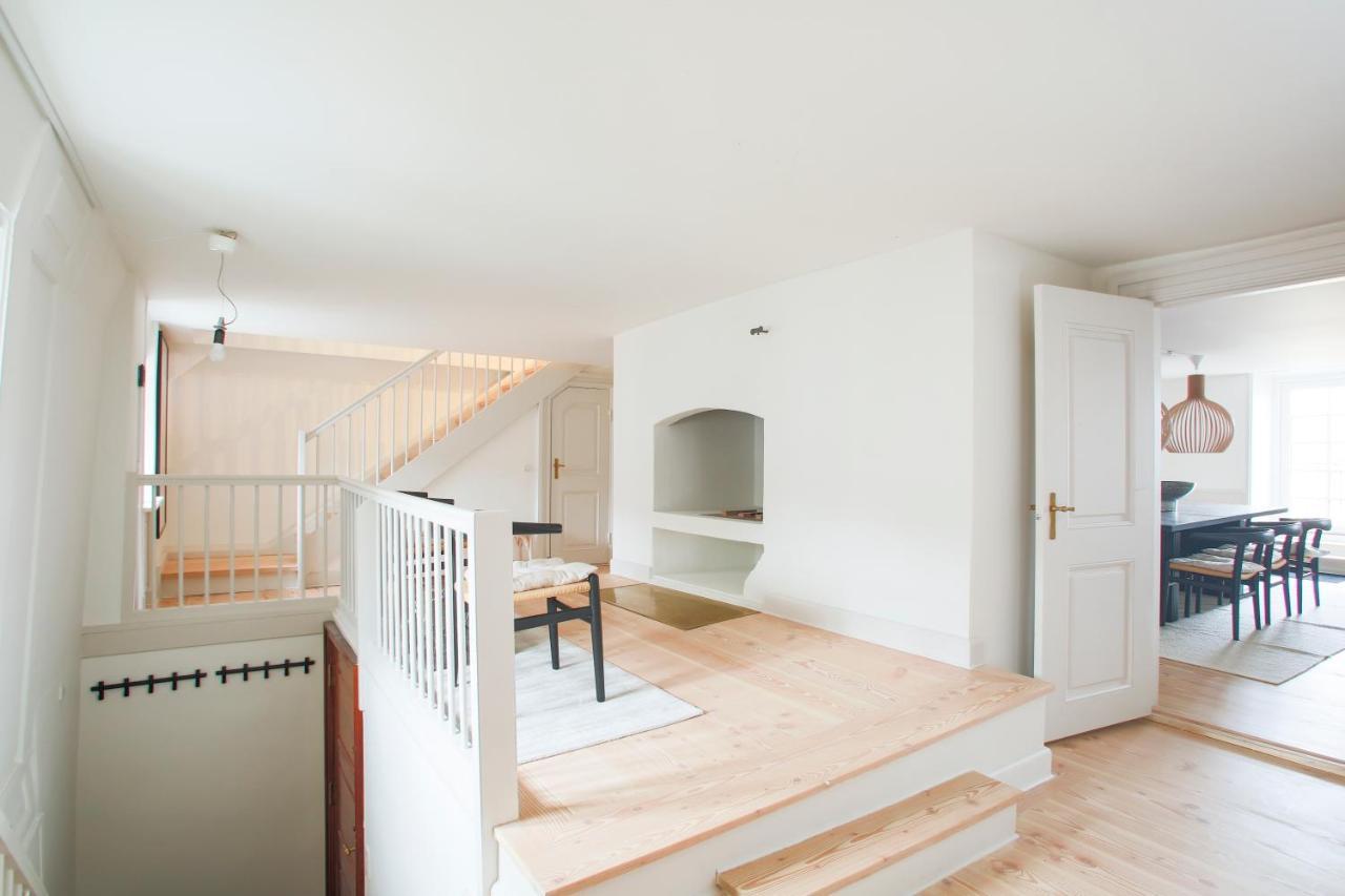 Leilighet Modern 3br Duplex In Nyhavn W Private Balcony
