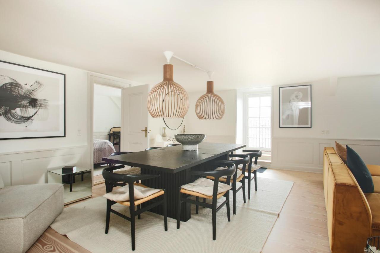 Modern 3br Duplex In Nyhavn W Private Balcony København