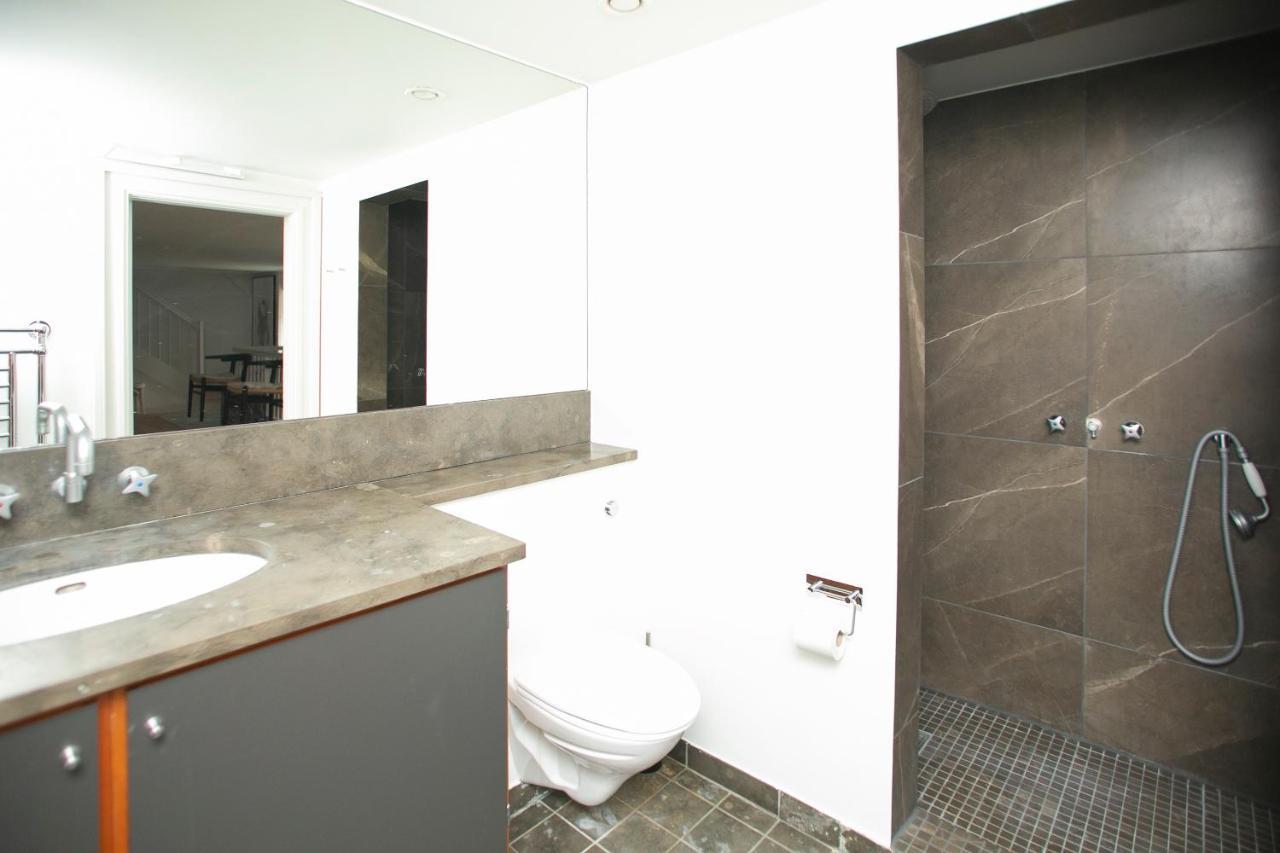 Modern 3br Duplex In Nyhavn W Private Balcony * København