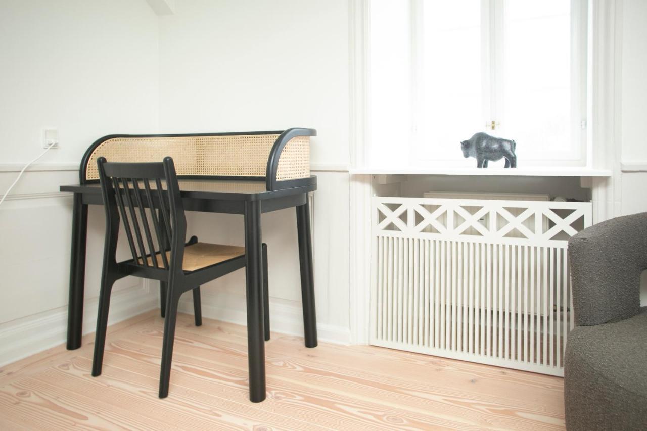 Modern 3br Duplex In Nyhavn W Private Balcony * København