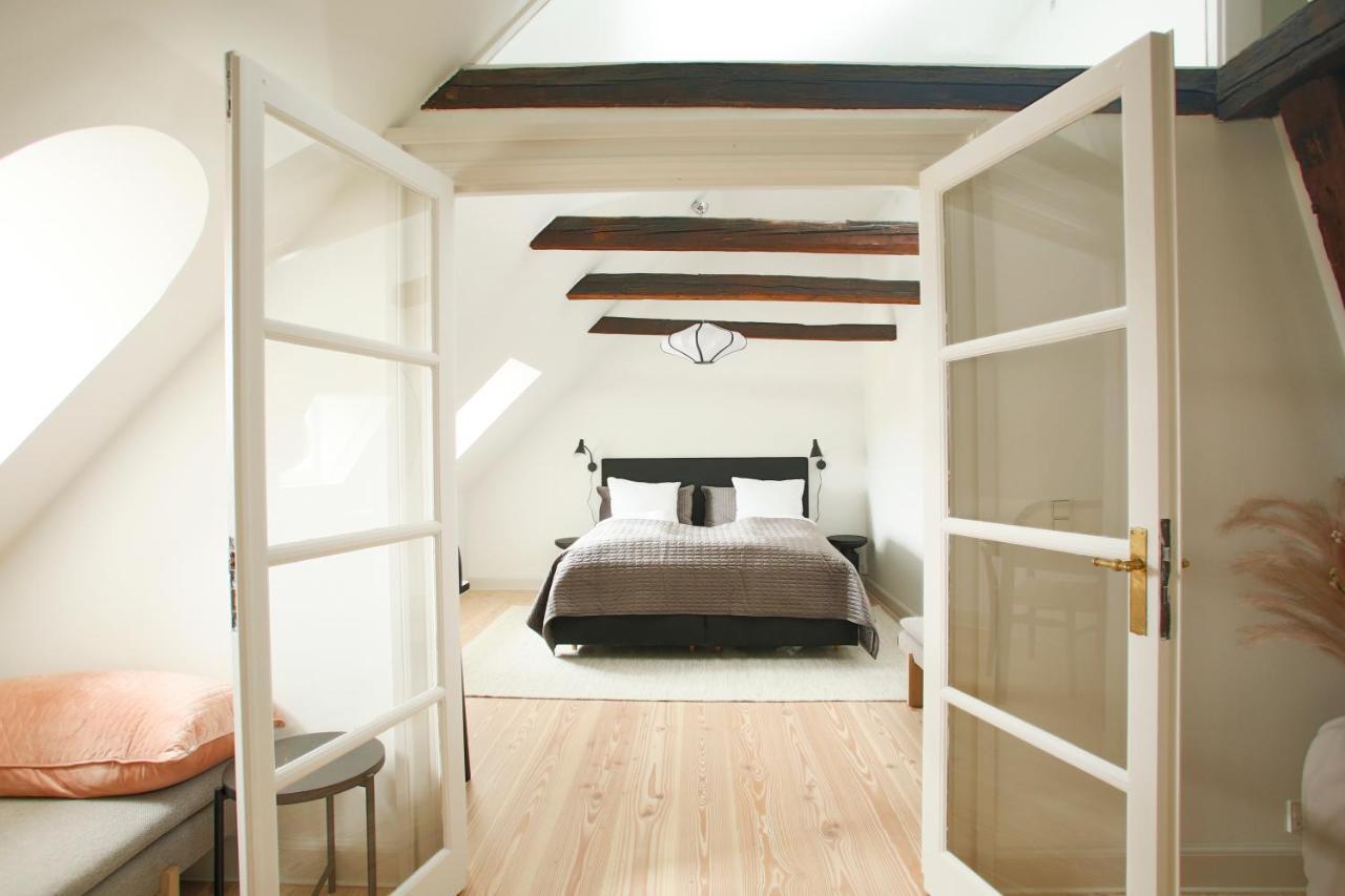 Modern 3br Duplex In Nyhavn W Private Balcony * København